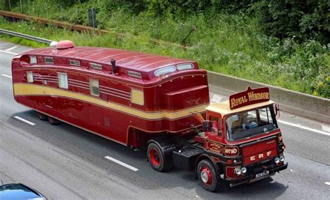 Showman Vehicles .